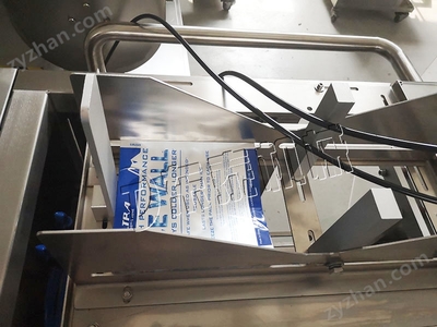 初秋圈粉無數(shù)的水平給袋式包裝機(jī),帶自動計(jì)數(shù)功能更高效